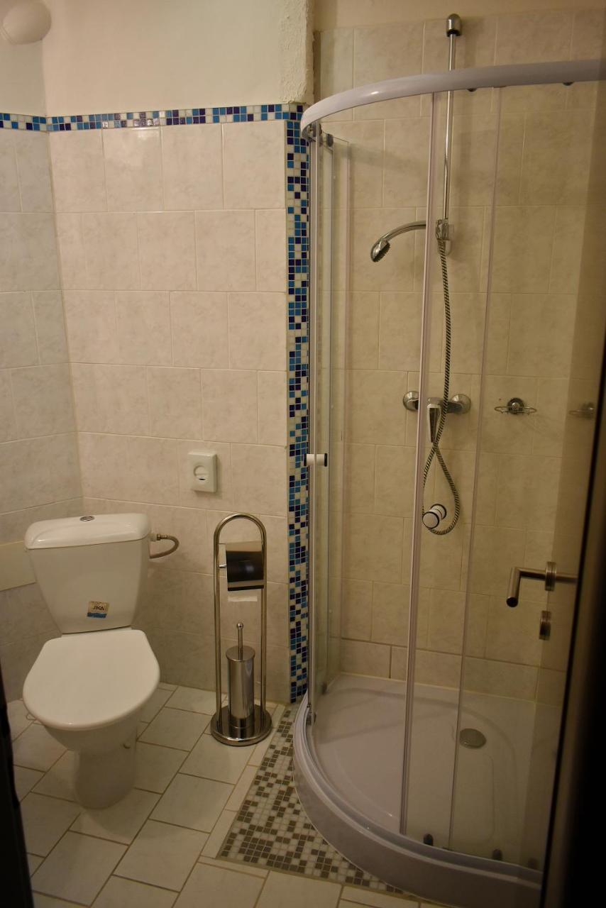 Hotel Vrchovina Podomi Ngoại thất bức ảnh