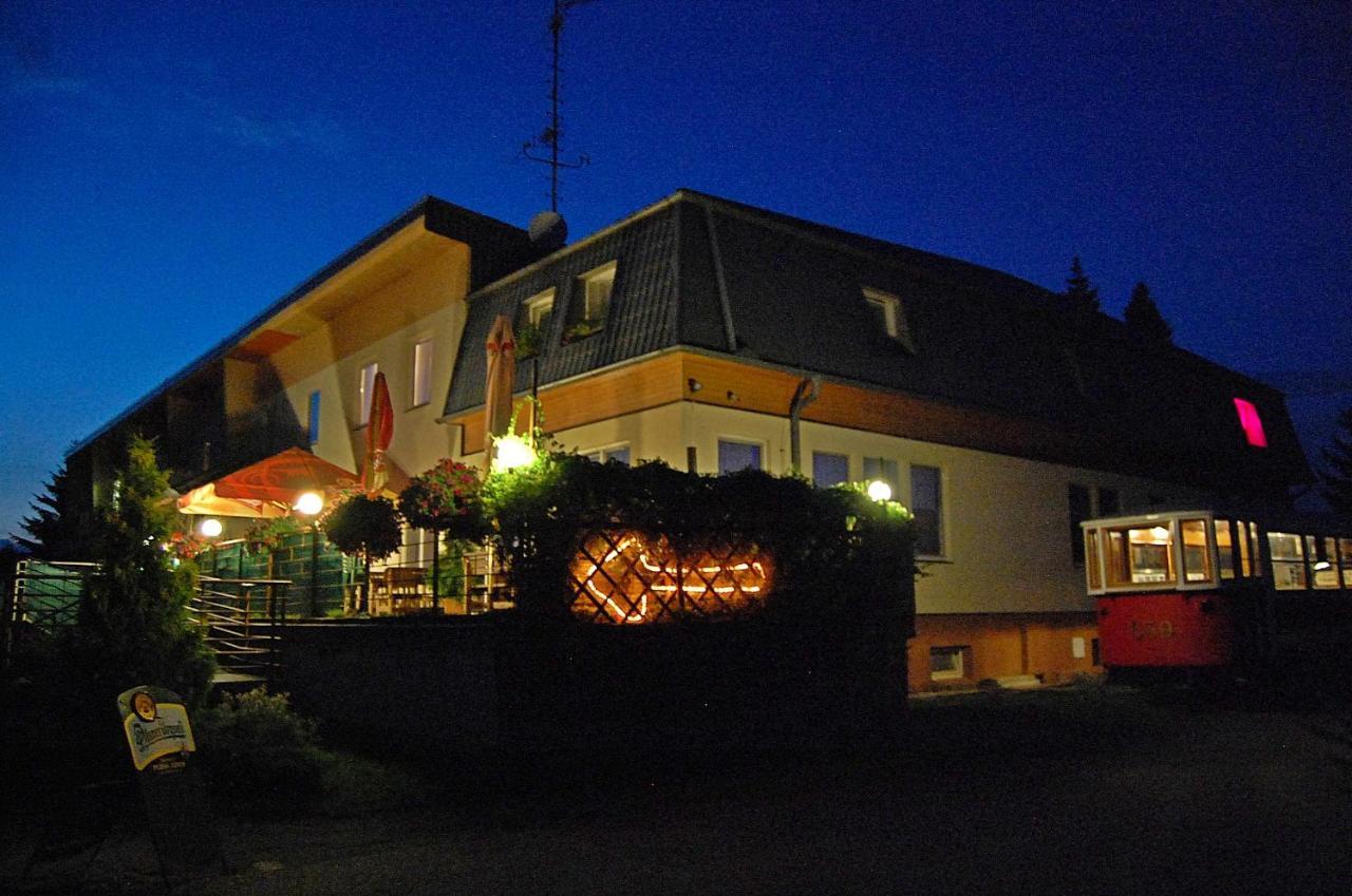 Hotel Vrchovina Podomi Ngoại thất bức ảnh
